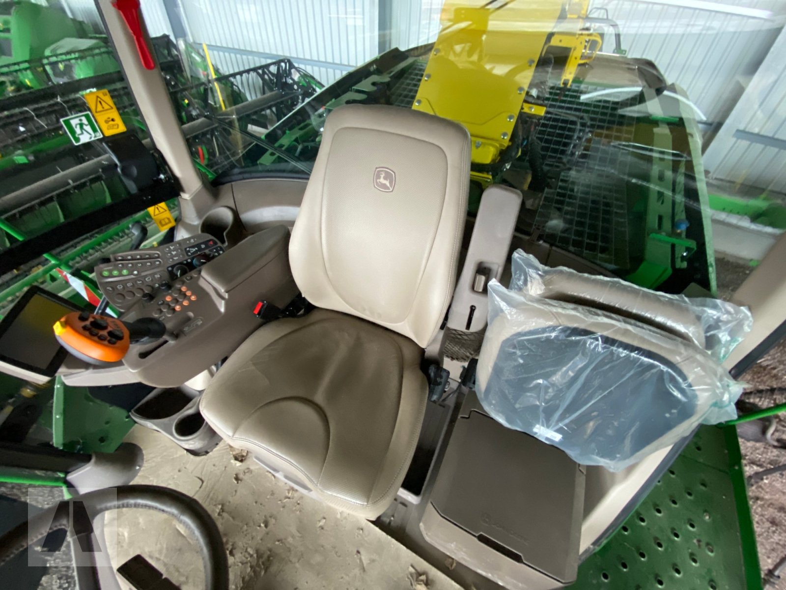 Feldhäcksler Türe ait John Deere 8600i, Gebrauchtmaschine içinde Langweid am Lech (resim 15)