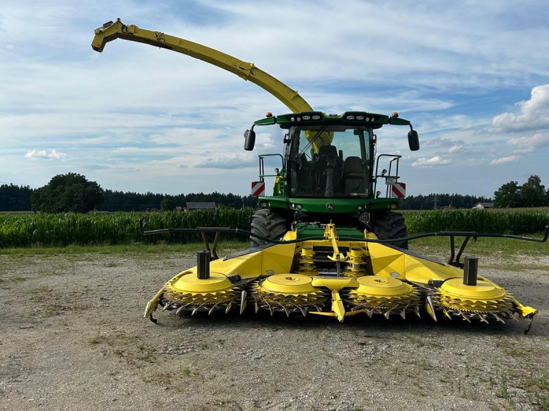Feldhäcksler van het type John Deere 8600i, Gebrauchtmaschine in Tittmoning (Foto 1)
