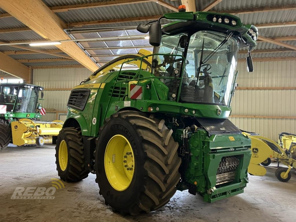 Feldhäcksler des Typs John Deere 9500 FELDHÄCKSLER, Neumaschine in Visbek/Rechterfeld (Bild 1)