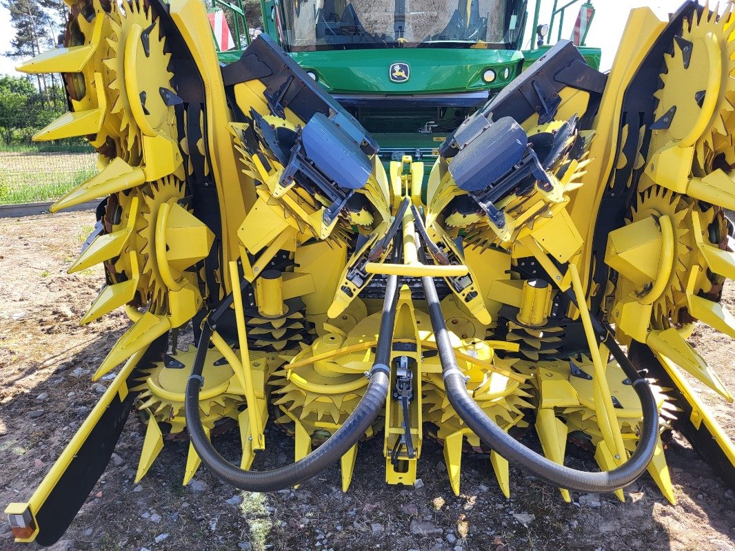 Feldhäcksler des Typs John Deere 9500, Neumaschine in Mrągowo (Bild 9)