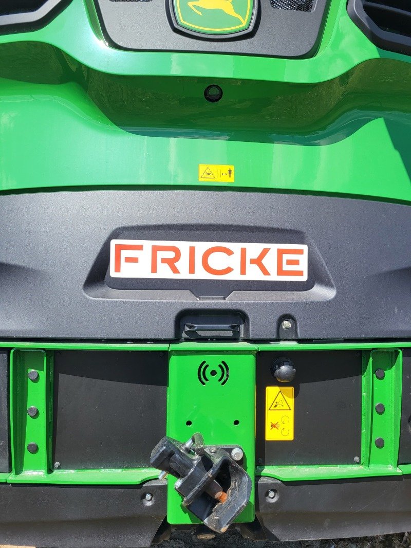 Feldhäcksler des Typs John Deere 9500, Neumaschine in Mrągowo (Bild 13)