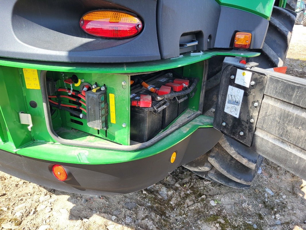 Feldhäcksler des Typs John Deere 9500, Neumaschine in Mrągowo (Bild 19)