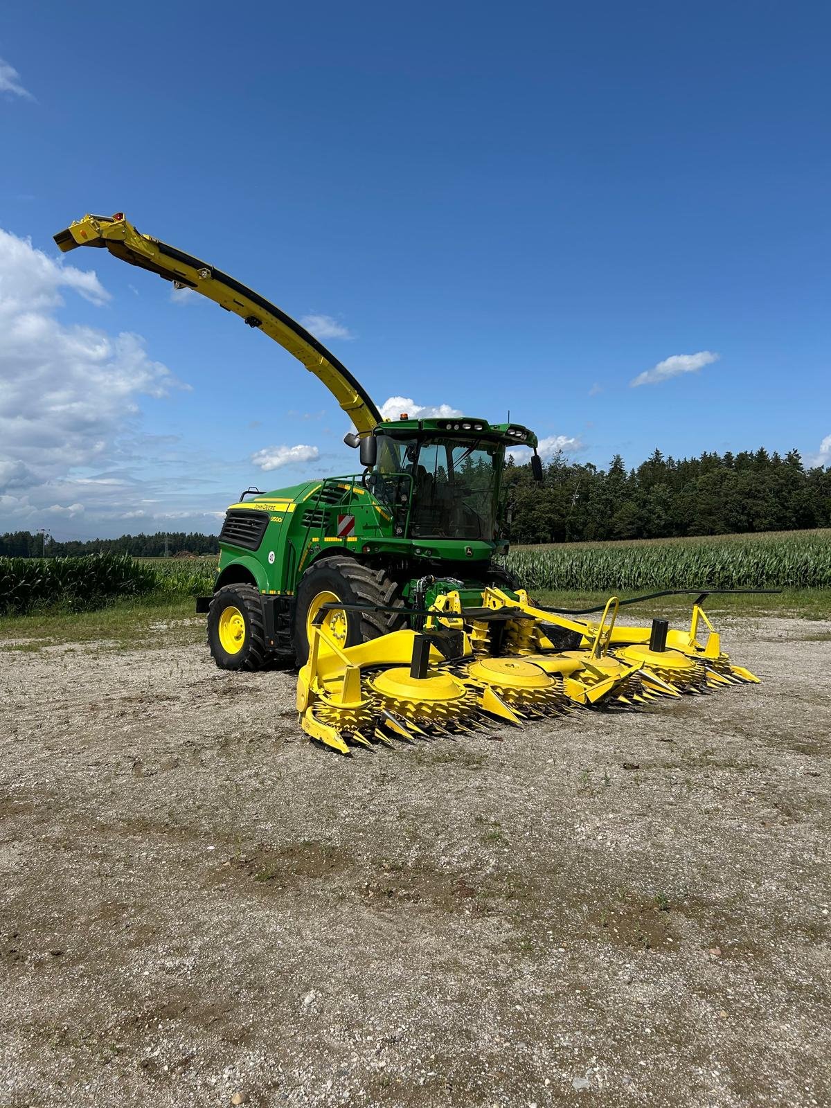 Feldhäcksler типа John Deere 9500i, Gebrauchtmaschine в Tittmoning (Фотография 3)