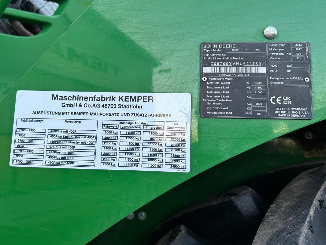 Feldhäcksler van het type John Deere 9700 mit Kemper 475 Plus, Gebrauchtmaschine in Sittensen (Foto 28)