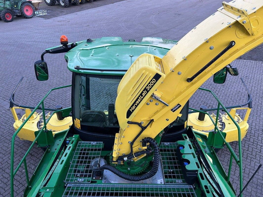 Feldhäcksler van het type John Deere 9700 mit Kemper 475 Plus, Gebrauchtmaschine in Sittensen (Foto 8)