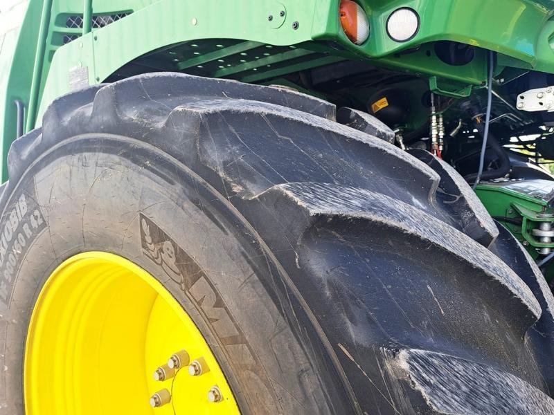 Feldhäcksler des Typs John Deere 9700, Gebrauchtmaschine in SAINT-GERMAIN DU PUY (Bild 5)