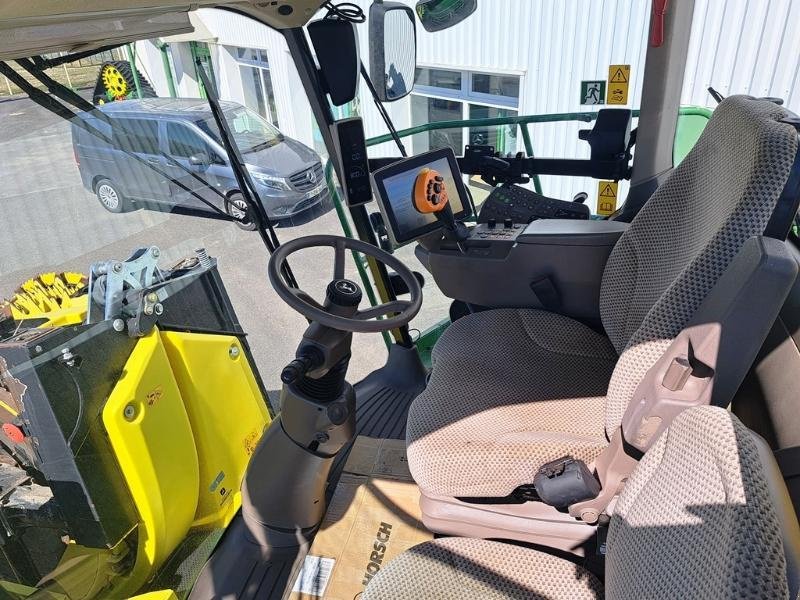 Feldhäcksler des Typs John Deere 9700, Gebrauchtmaschine in SAINT-GERMAIN DU PUY (Bild 8)