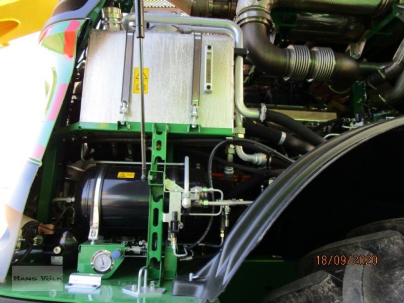 Feldhäcksler des Typs John Deere 9700i  ProDrive 40km/h, Gebrauchtmaschine in Soyen (Bild 10)