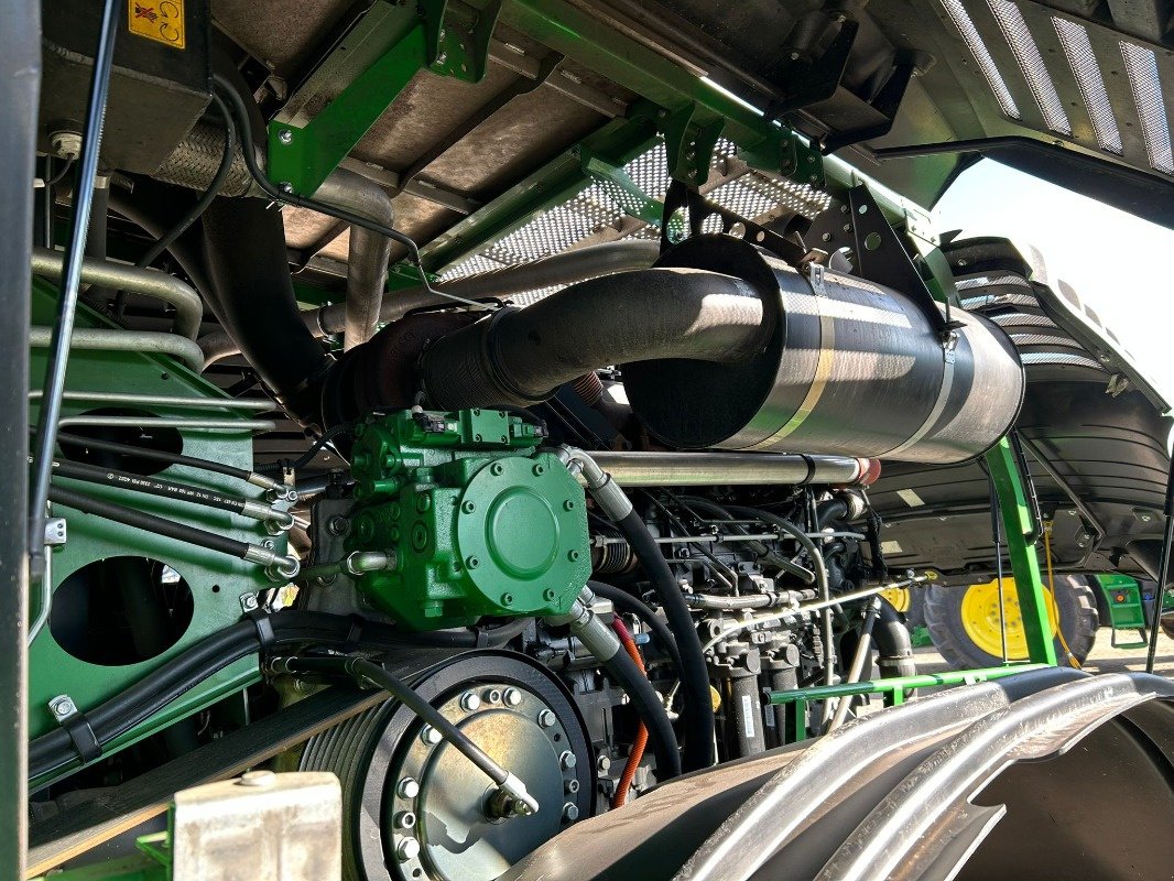 Feldhäcksler des Typs John Deere 9700i, Gebrauchtmaschine in Sittensen (Bild 30)