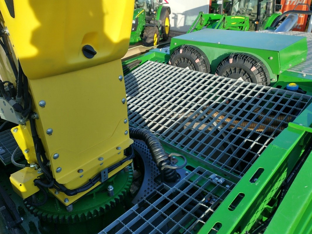 Feldhäcksler tip John Deere 9800, Gebrauchtmaschine in Plau am See / OT Klebe (Poză 16)