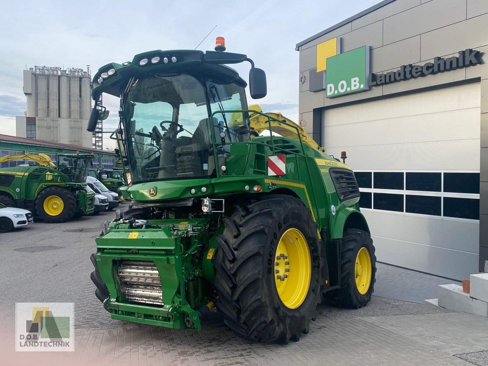 Feldhäcksler του τύπου John Deere 9900 i, Gebrauchtmaschine σε Langweid am Lech (Φωτογραφία 3)
