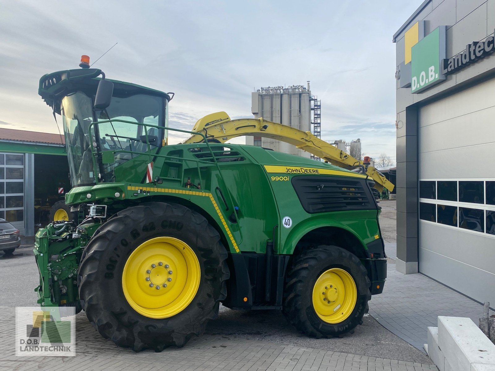 Feldhäcksler του τύπου John Deere 9900 i, Gebrauchtmaschine σε Langweid am Lech (Φωτογραφία 4)