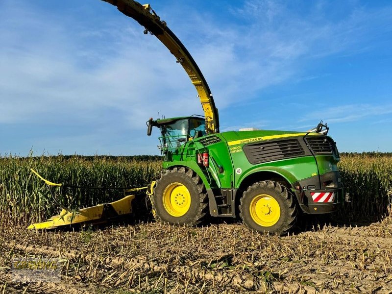 Feldhäcksler des Typs John Deere 9900i ProDrive 40km/h, Gebrauchtmaschine in Ahaus (Bild 1)