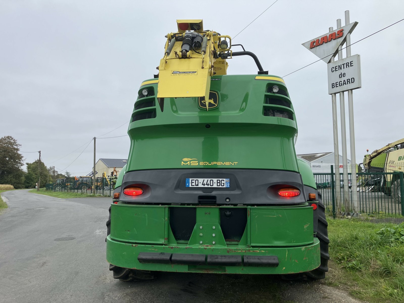 Feldhäcksler του τύπου John Deere ENSILEUSE JD 8500 4RM, Gebrauchtmaschine σε BEGARD (Φωτογραφία 4)