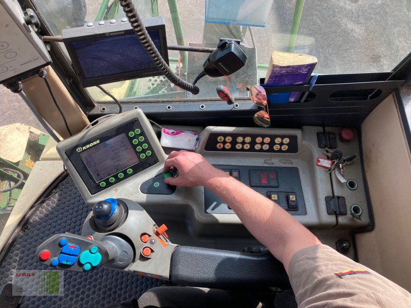 Feldhäcksler des Typs Krone Big X 1000, Gebrauchtmaschine in Risum-Lindholm (Bild 4)