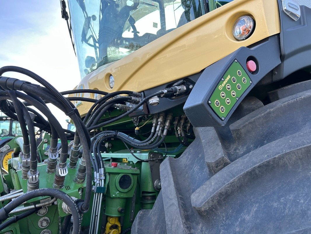 Feldhäcksler des Typs Krone BigX 780, Gebrauchtmaschine in Sittensen (Bild 29)