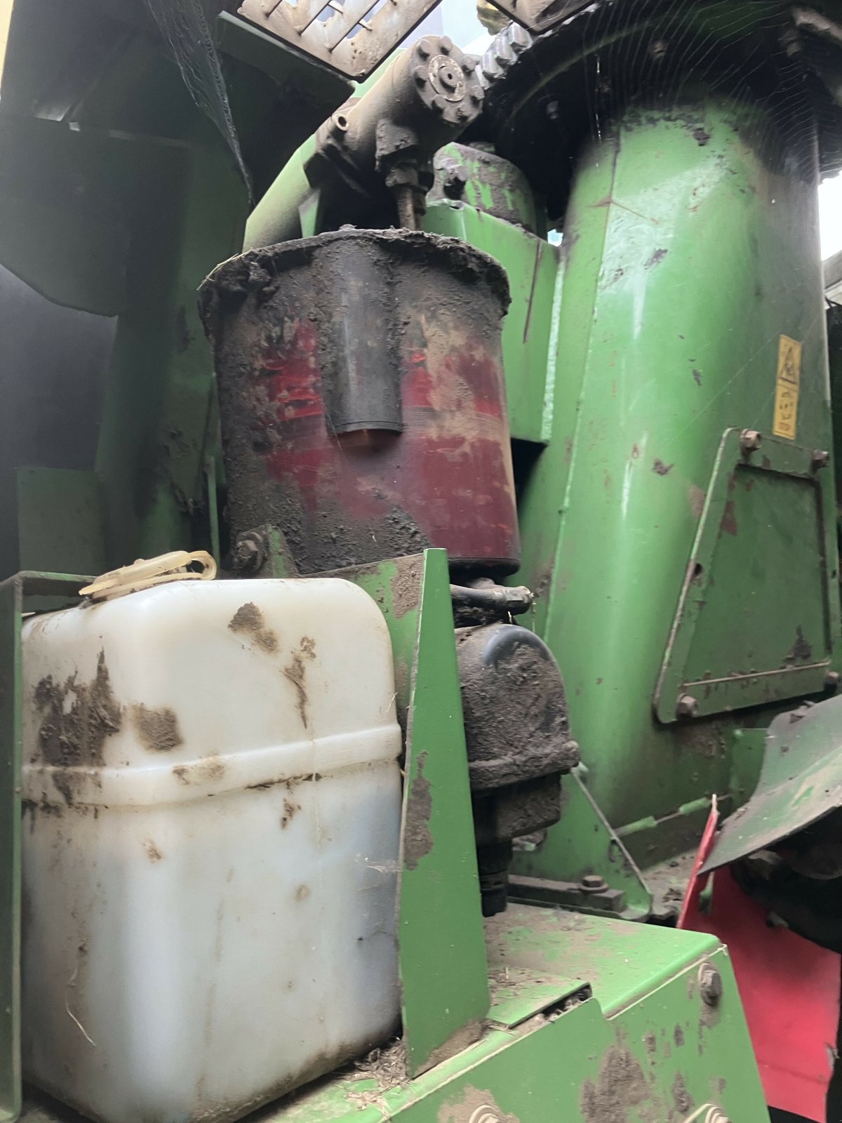 Feldhäcksler des Typs Krone ENSILEUSE KRONE BIG X 650, Gebrauchtmaschine in BEGARD (Bild 9)