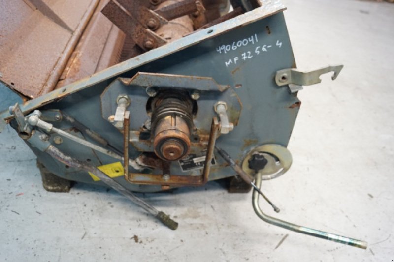 Feldhäcksler tip Massey Ferguson 7256, Gebrauchtmaschine in Hemmet (Poză 8)