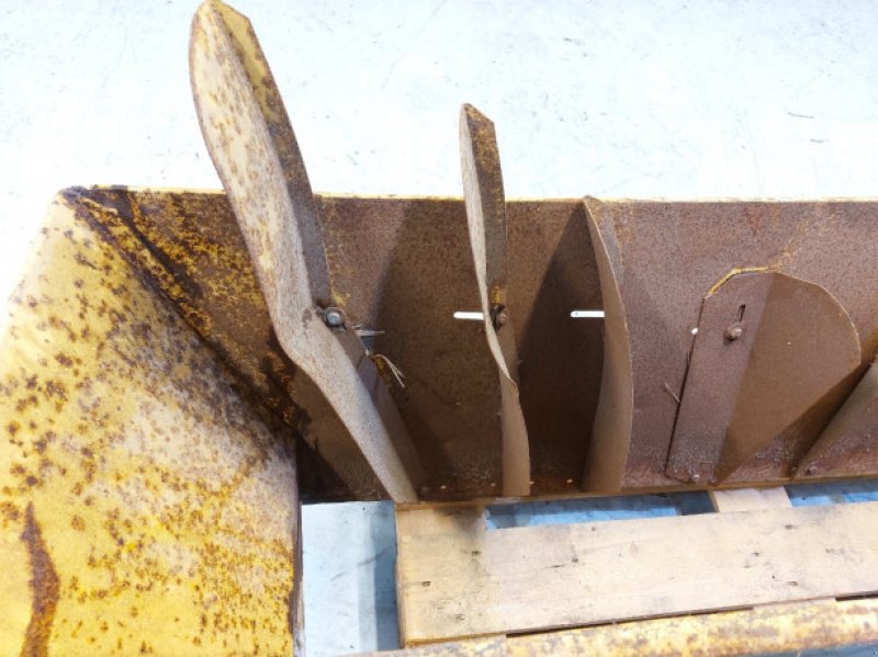 Feldhäcksler tip New Holland 8060, Gebrauchtmaschine in Hemmet (Poză 14)