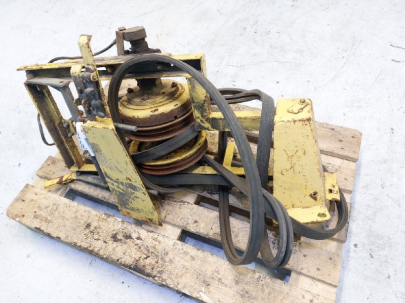 Feldhäcksler tip New Holland 8060, Gebrauchtmaschine in Hemmet (Poză 9)