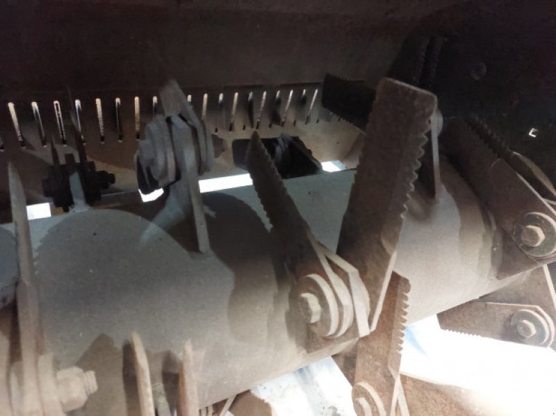 Feldhäcksler tipa New Holland CX 8090, Gebrauchtmaschine u Hemmet (Slika 5)