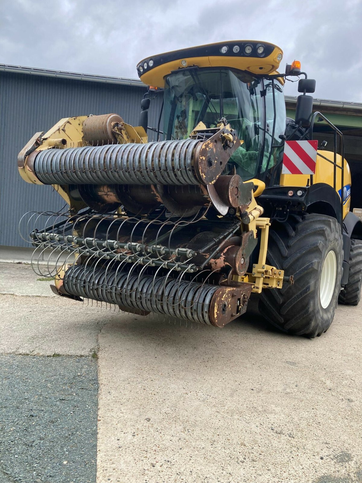 Feldhäcksler vrste New Holland FR 480 FORAGE CRUISER, Gebrauchtmaschine v ST CLEMENT DE LA PLACE (Slika 3)