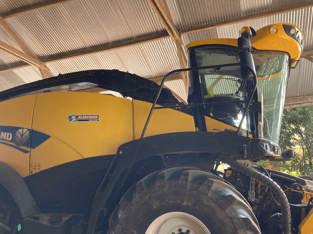 Feldhäcksler tip New Holland FR 480, Gebrauchtmaschine in TREMEUR (Poză 1)