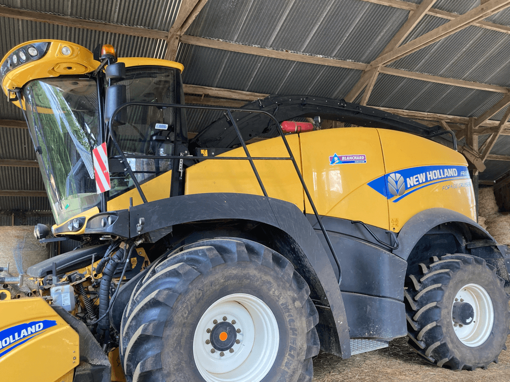 Feldhäcksler tip New Holland FR 480, Gebrauchtmaschine in TREMEUR (Poză 3)