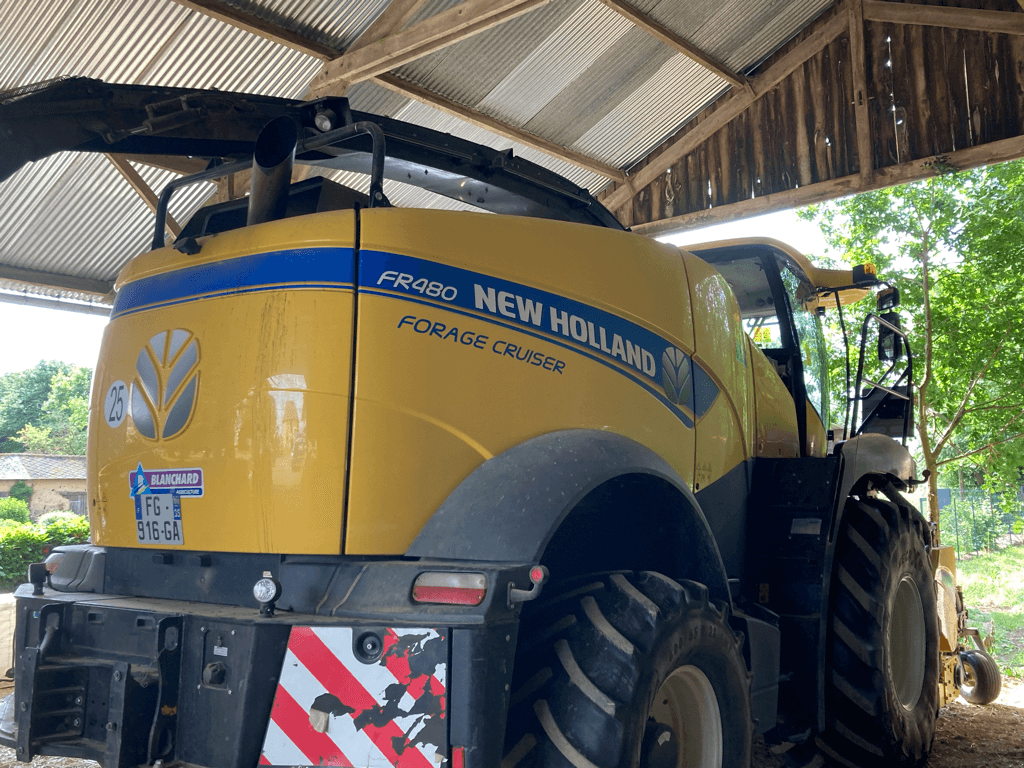 Feldhäcksler tip New Holland FR 480, Gebrauchtmaschine in TREMEUR (Poză 2)