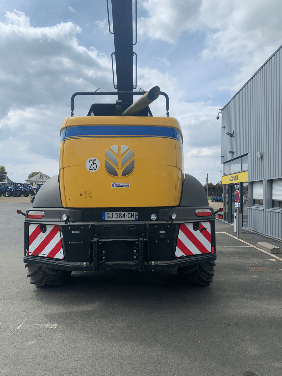 Feldhäcksler des Typs New Holland FR 480, Gebrauchtmaschine in TREMEUR (Bild 4)