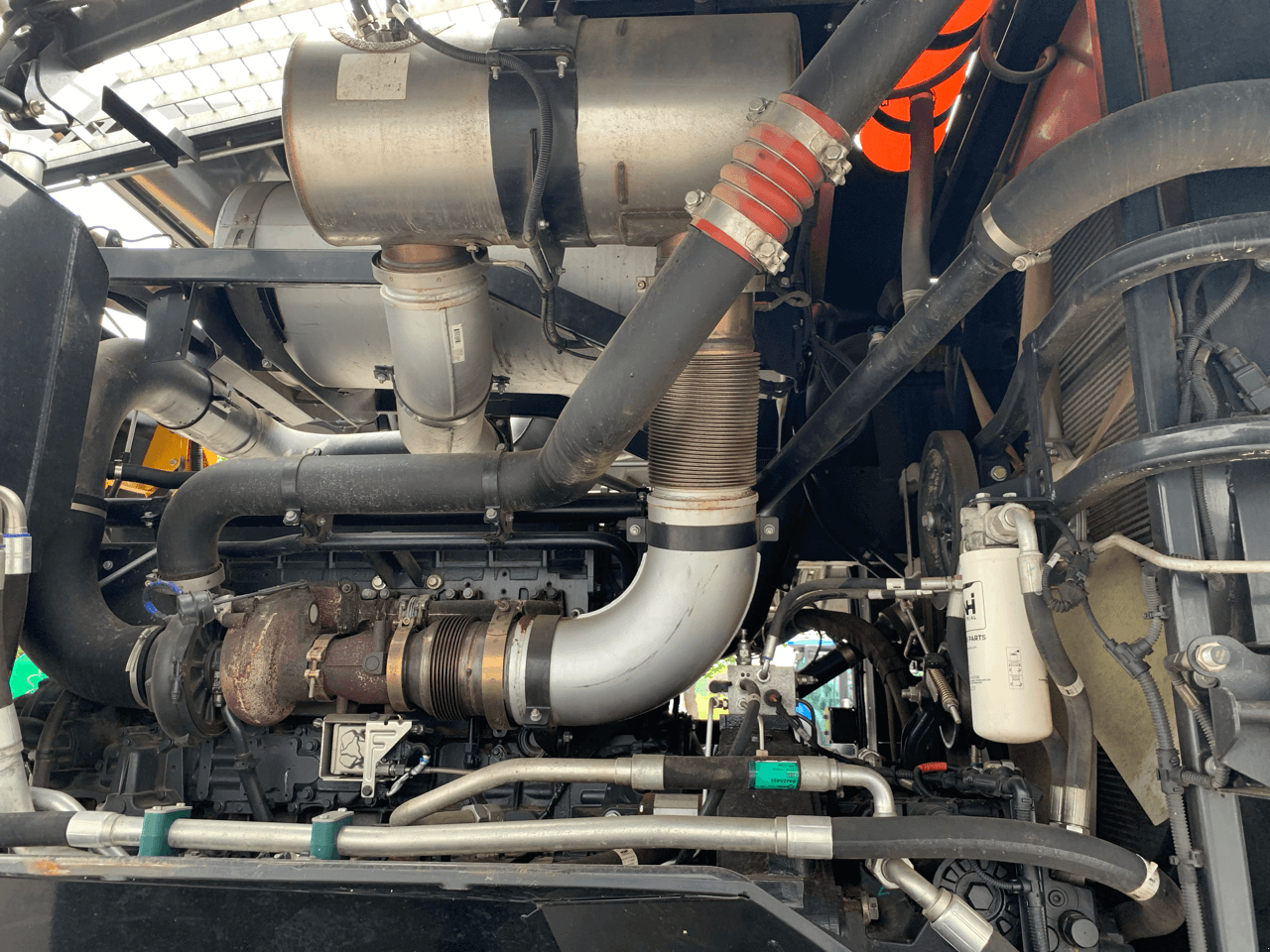 Feldhäcksler des Typs New Holland FR 480, Gebrauchtmaschine in TREMEUR (Bild 8)