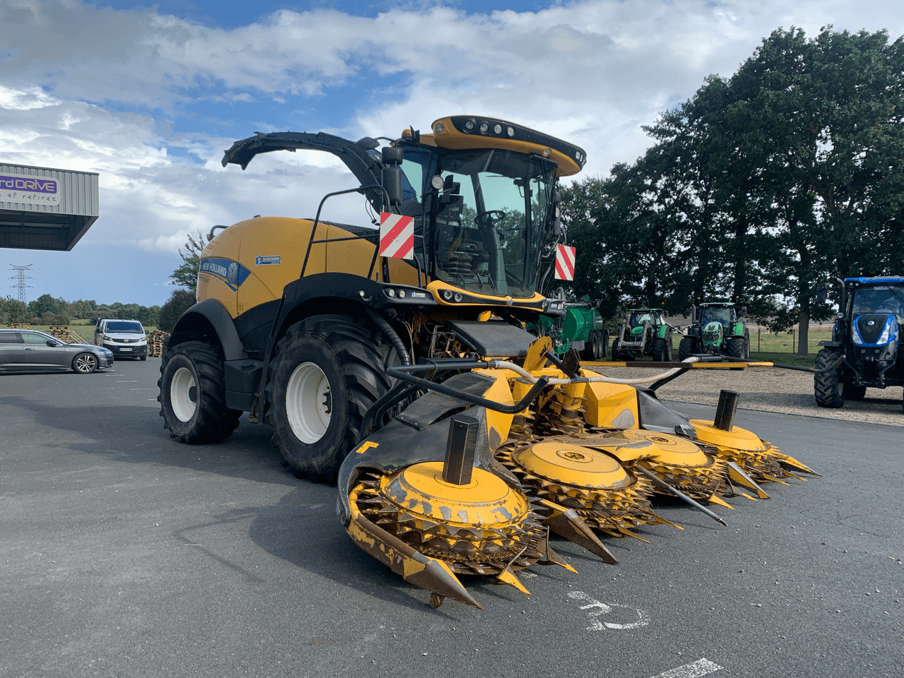 Feldhäcksler des Typs New Holland FR 550, Gebrauchtmaschine in TREMEUR (Bild 2)