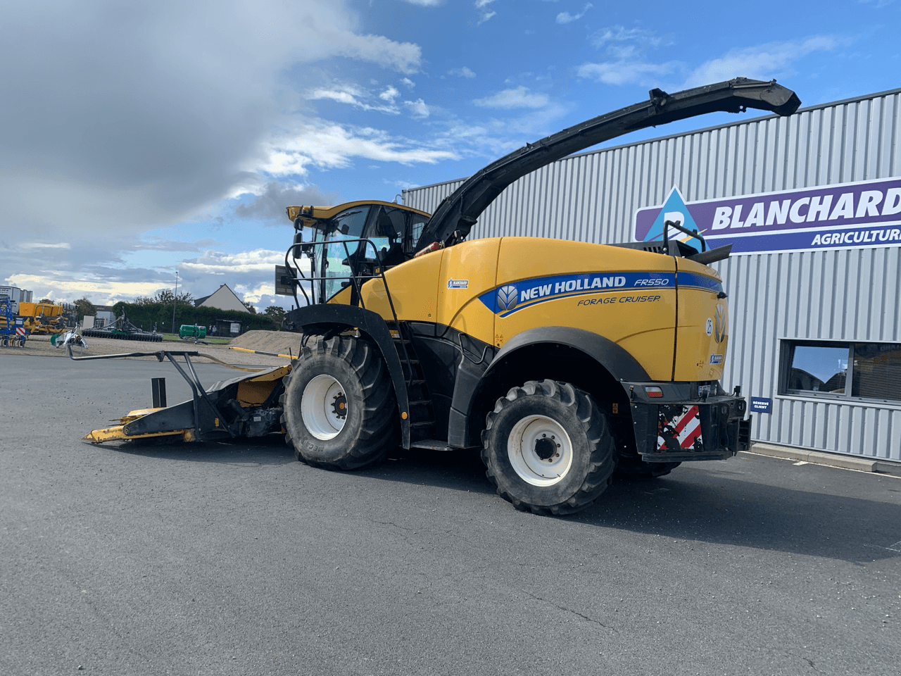 Feldhäcksler des Typs New Holland FR 550, Gebrauchtmaschine in TREMEUR (Bild 3)