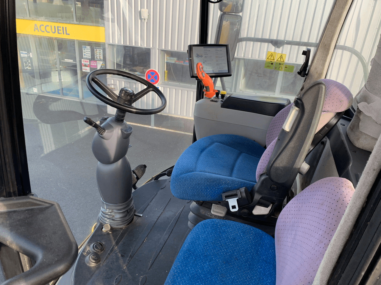 Feldhäcksler tip New Holland FR 600, Gebrauchtmaschine in TREMEUR (Poză 9)