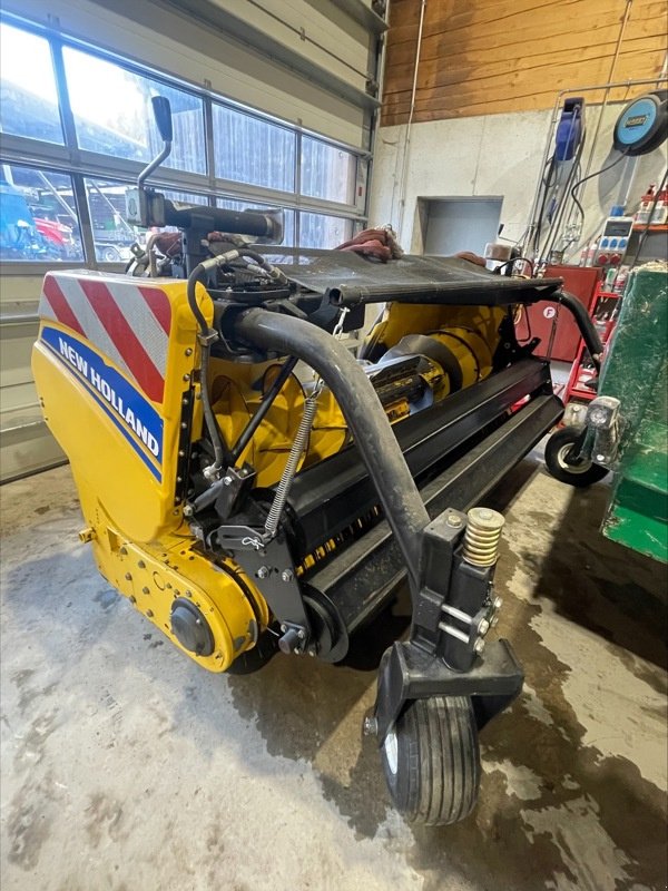Feldhäcksler tip New Holland FR 650, Gebrauchtmaschine in Regensdorf (Poză 8)