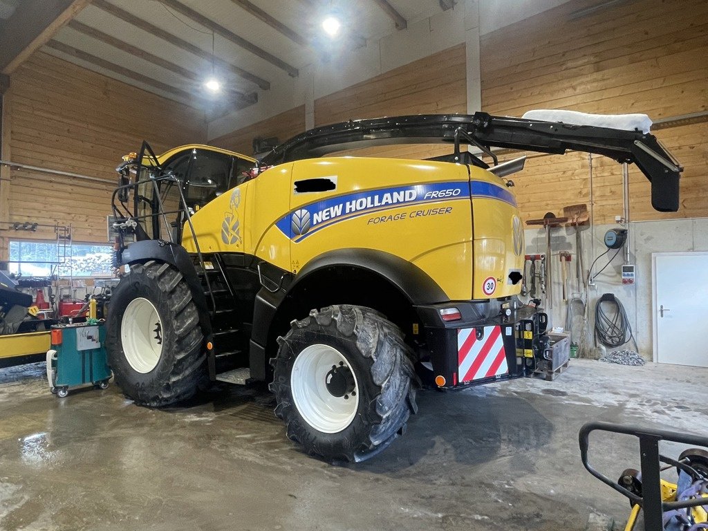 Feldhäcksler tip New Holland FR 650, Gebrauchtmaschine in Regensdorf (Poză 2)