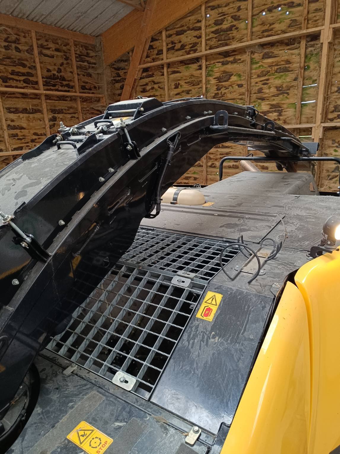 Feldhäcksler tip New Holland FR480, Gebrauchtmaschine in Laval (Poză 9)