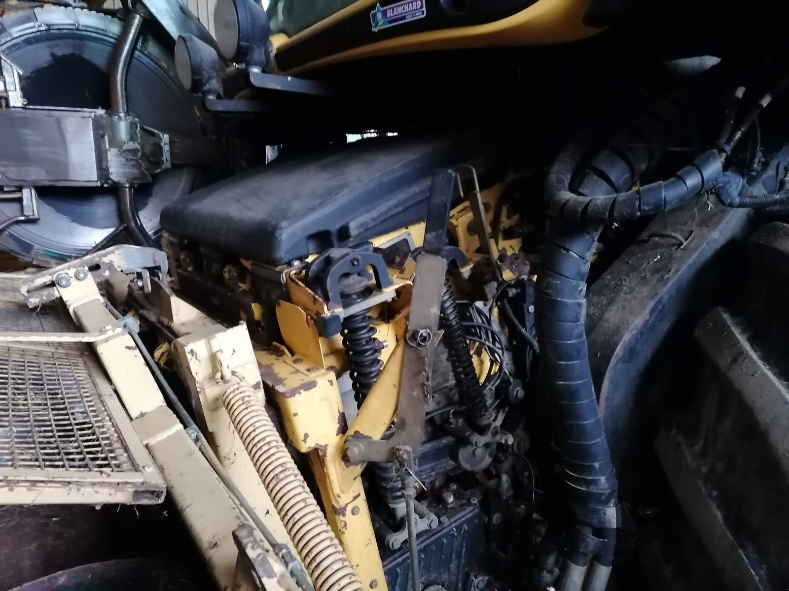 Feldhäcksler tipa New Holland FR650, Gebrauchtmaschine u Le Horps (Slika 5)