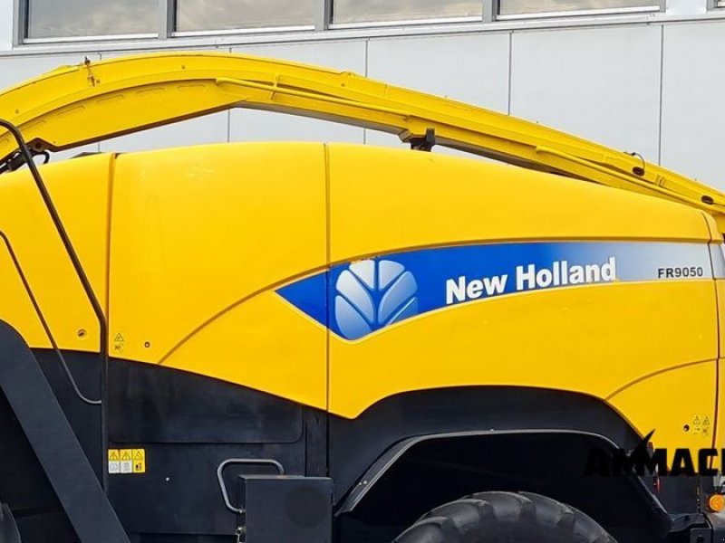 Feldhäcksler des Typs New Holland FR9050, Gebrauchtmaschine in Horst (Bild 1)