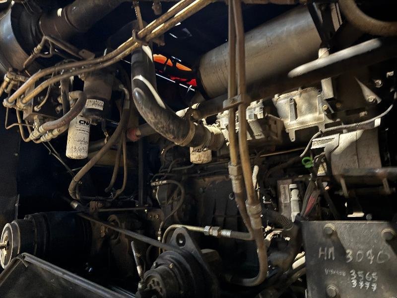 Feldhäcksler van het type New Holland FR9060, Gebrauchtmaschine in Wargnies Le Grand (Foto 4)