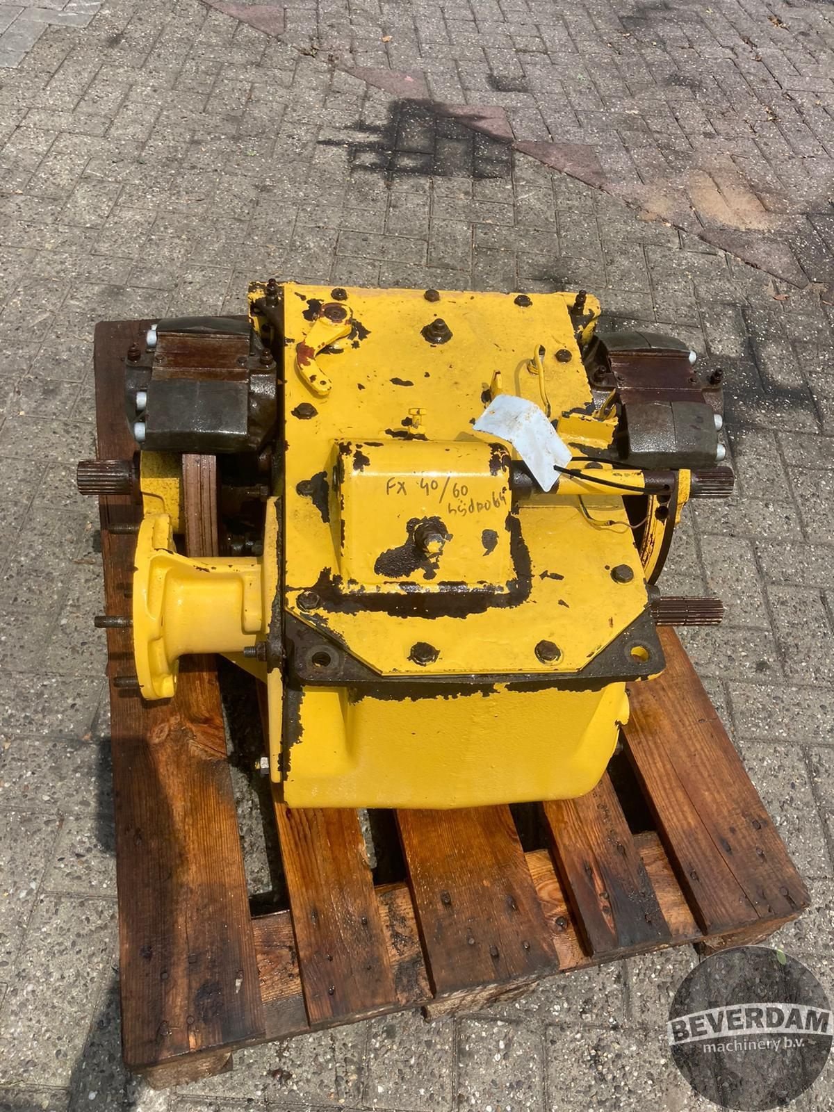 Feldhäcksler tip New Holland FX, Gebrauchtmaschine in Vriezenveen (Poză 1)