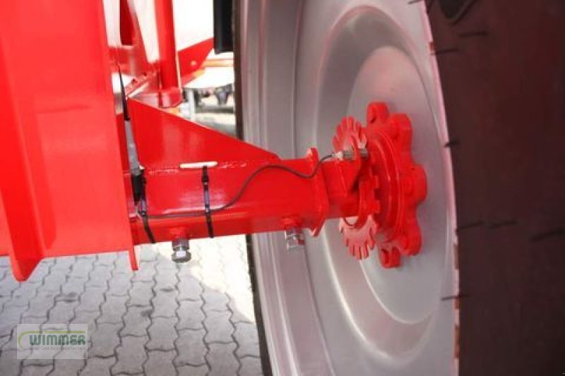 Feldspritze des Typs Agromehanika AGS 3000 EN HPX - Feldspritze 21m, Neumaschine in Kematen (Bild 7)