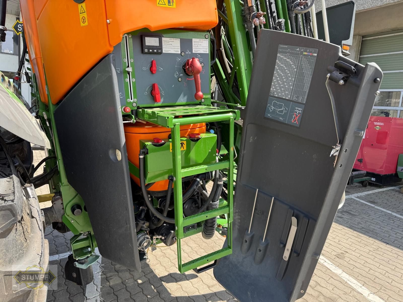 Feldspritze of the type Amazone Amazone FT 1502, Gebrauchtmaschine in Grafenstein (Picture 2)