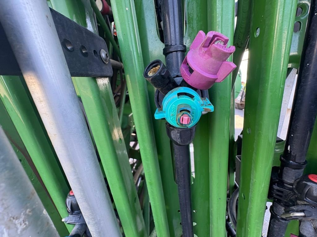 Feldspritze типа Amazone FT 1000 et UF1801, Gebrauchtmaschine в SALEUX (Фотография 11)