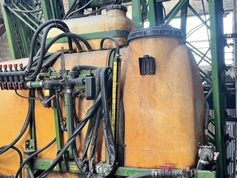 Feldspritze a típus Amazone UF 1200, 24 meter. Forberedt til GPS og sektionskontrol. Synes i 2022., Gebrauchtmaschine ekkor: øster ulslev (Kép 1)