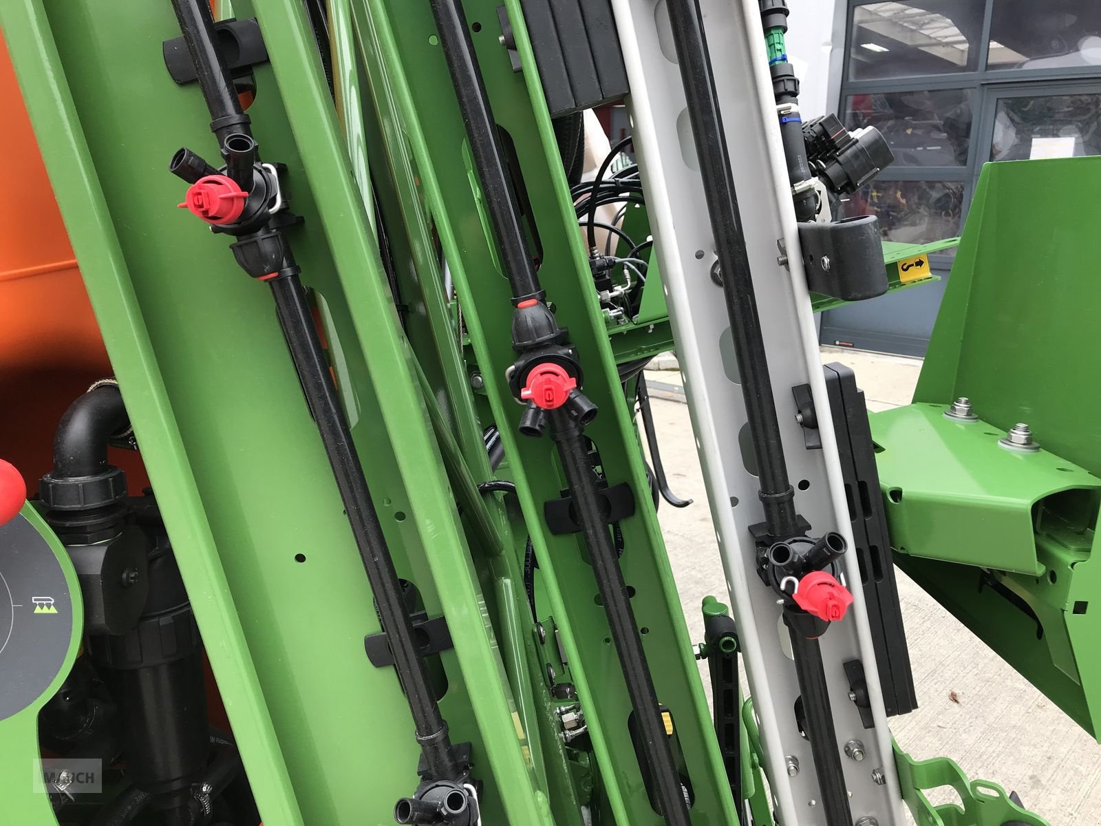 Feldspritze of the type Amazone UF 1201, Neumaschine in Burgkirchen (Picture 13)