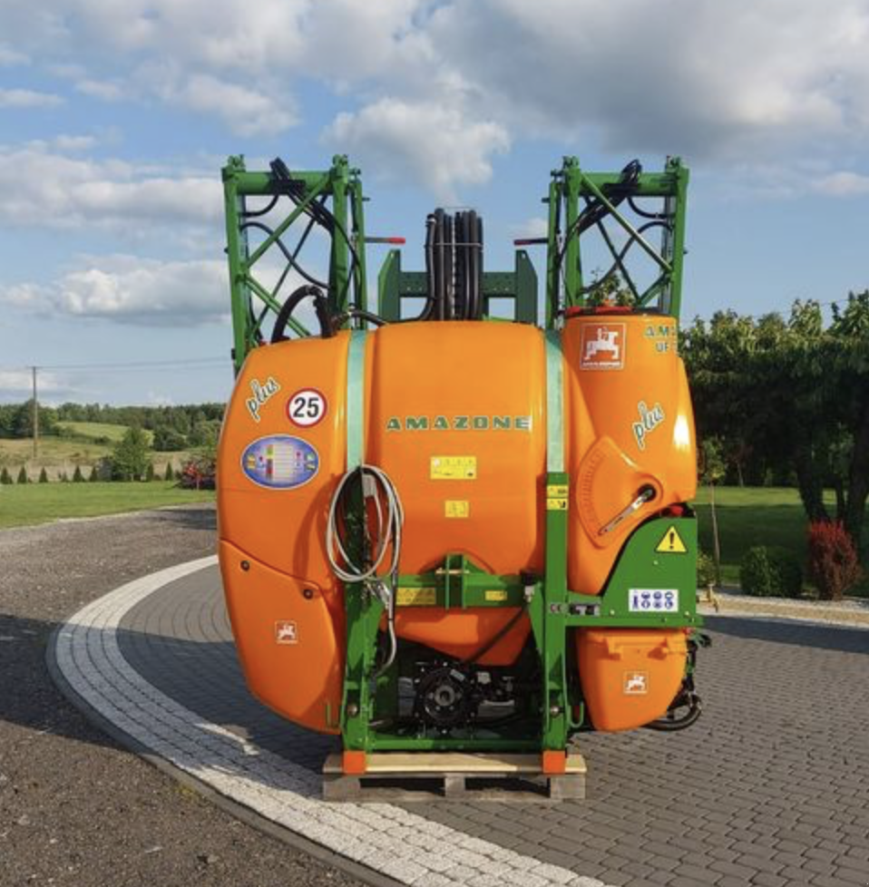 Feldspritze tipa Amazone UF 1201, Gebrauchtmaschine u Wien (Slika 1)