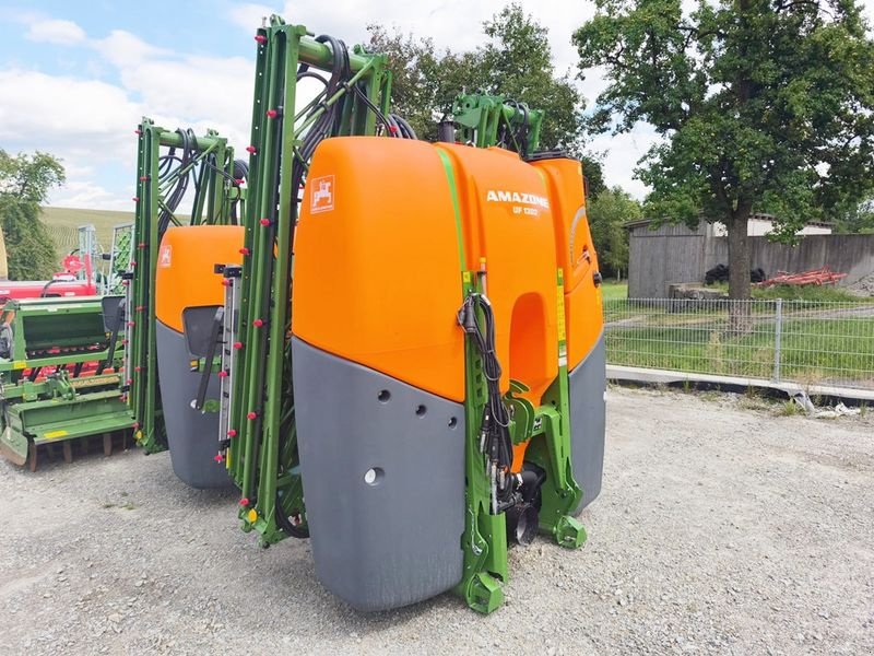 Feldspritze des Typs Amazone UF 1302 Feldspritze (ISOBUS), Neumaschine in St. Marienkirchen (Bild 3)