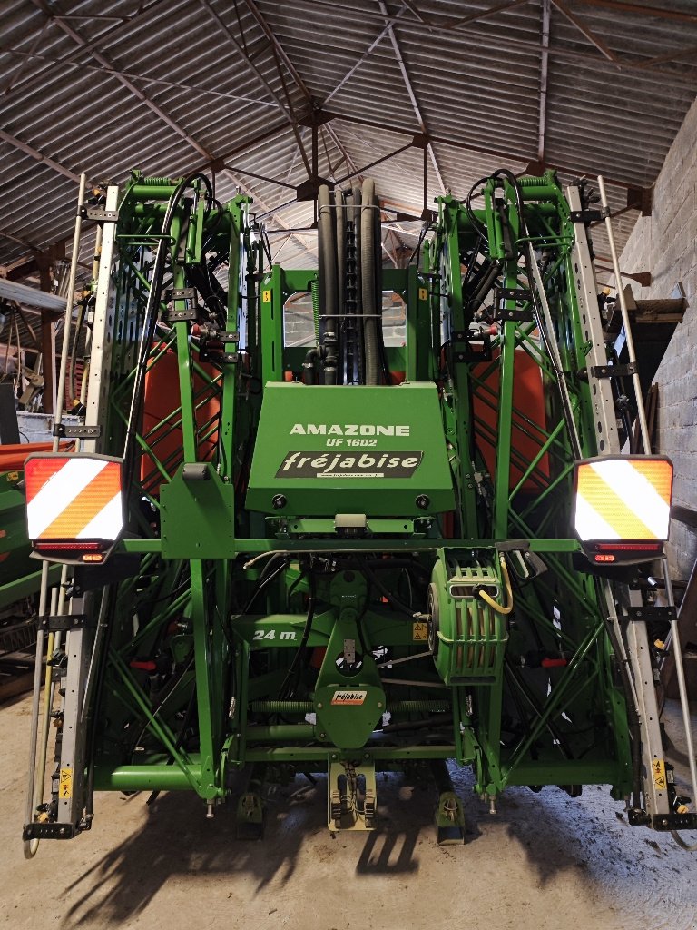 Feldspritze del tipo Amazone UF 1602, Gebrauchtmaschine In MORLHON LE HAUT (Immagine 3)