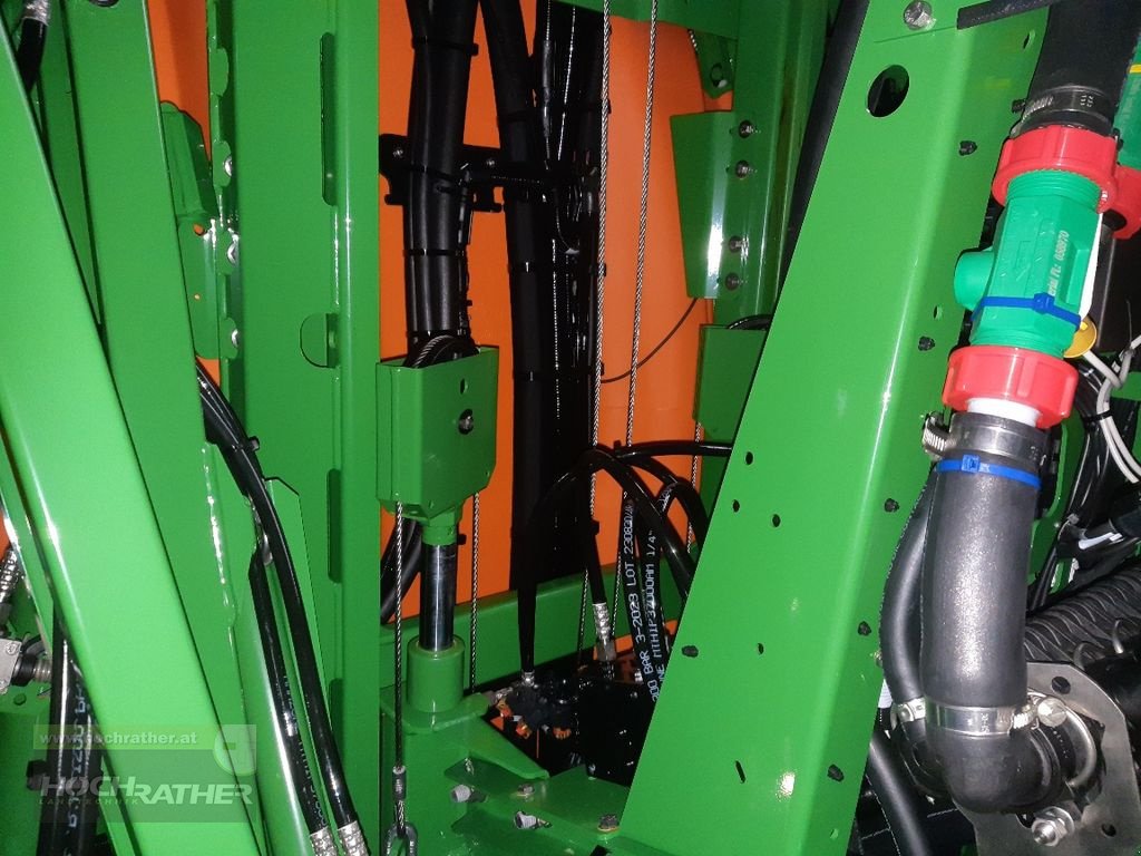 Feldspritze des Typs Amazone UF 1602, Neumaschine in Kronstorf (Bild 16)